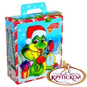 Сладкий новогодний подарок в картонной упаковке весом 650 грамм  в Чехове